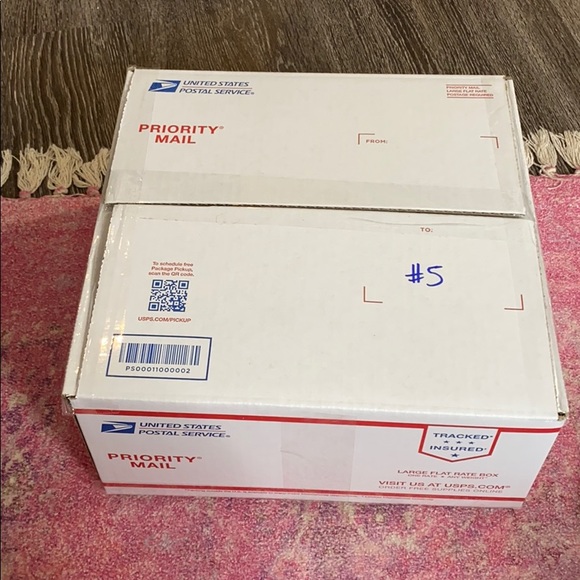 MYSTERY BOX 5 - NO FRILLS - MIXED - READ DESCRIP - Picture 2 of 2